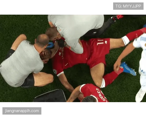 背后犯规为何常被直红？规则如何界定危险动作