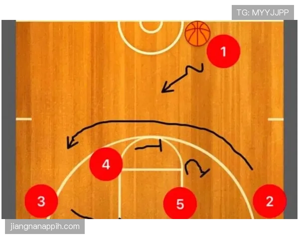 比尔无球跑动较上季增多拉开空间提升三分效率